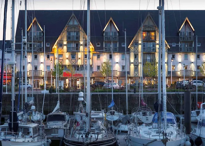 Profitez d'une vue magnifique sur la mer dans les hôtels de Deauville