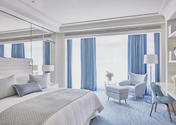 Hôtels Am Hafen von Cannes : Trouvez l'Hébergement Idéal près du Port