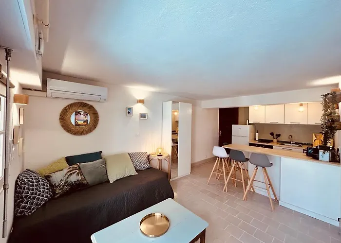 Les Meilleurs Hôtels sur l'Île de Porquerolles pour un Séjour Inoubliable