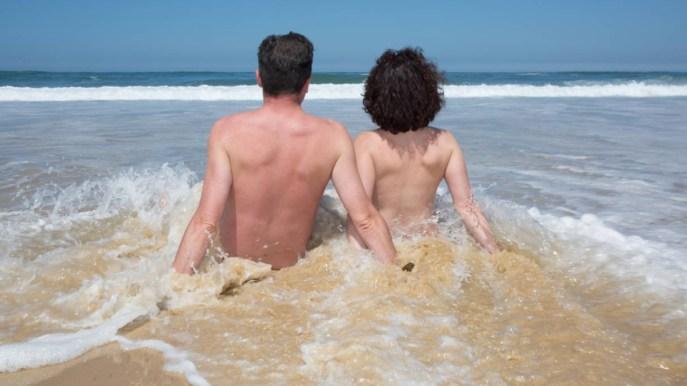 Le naturisme en France : toutes les plages où aller et ce qu'il faut savoir