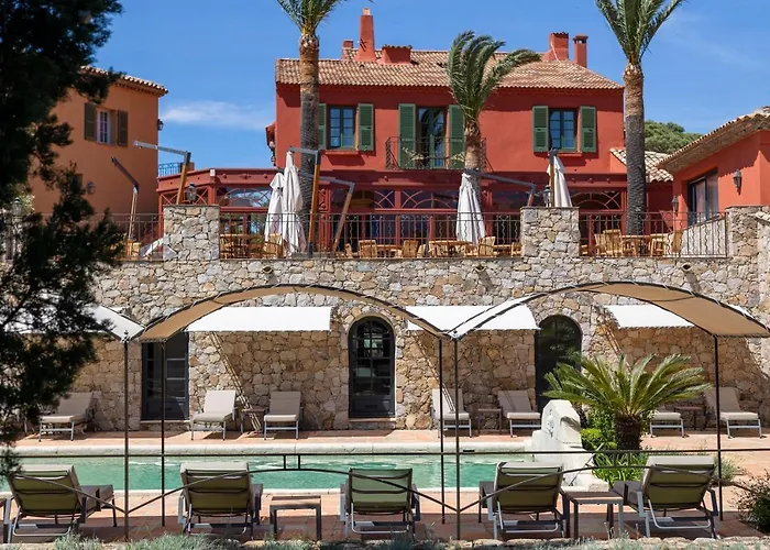 Les meilleurs hôtels 4 étoiles à Calvi