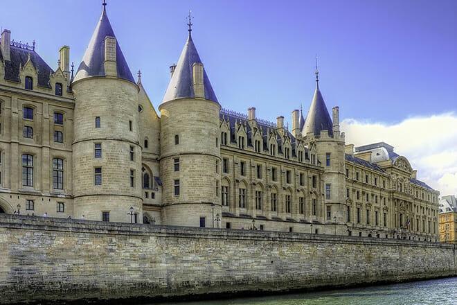 The Conciergerie — Île De La Cité
